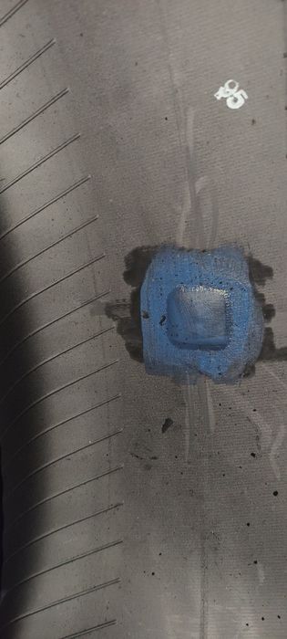 Зимние шины 235/65/17 Nokian