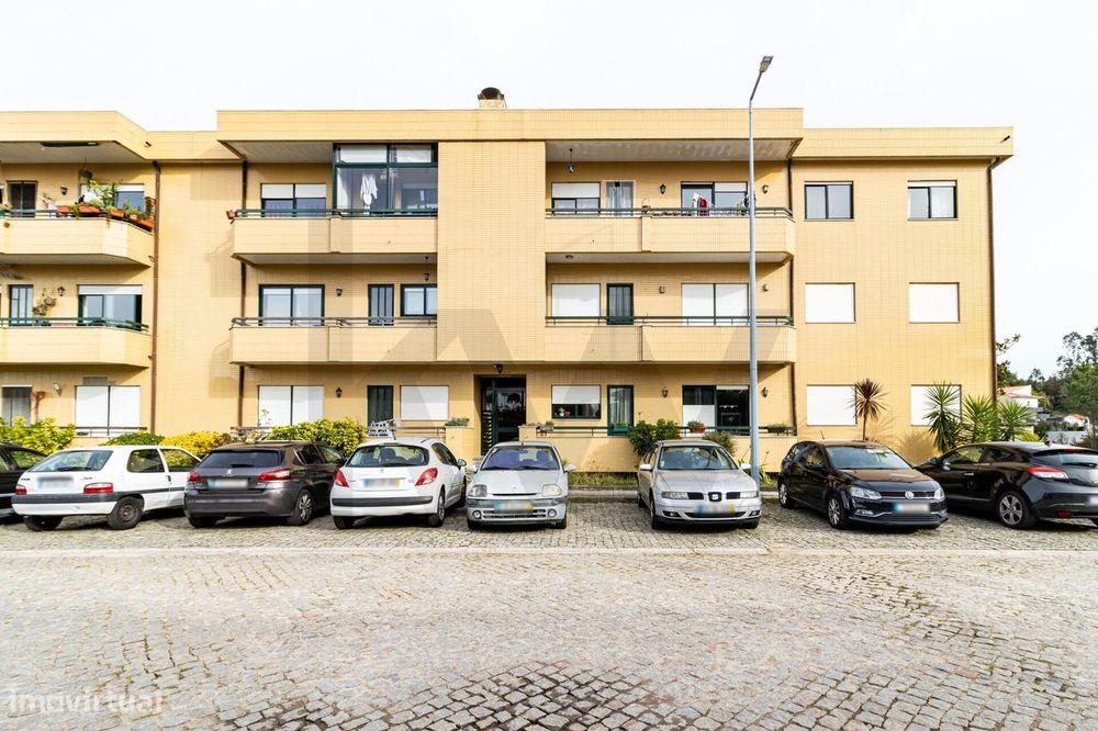 Apartamento T3 em Mosteirô, Santa Maria da Feira