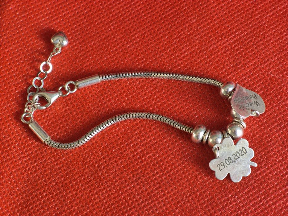 Damska srebrna bransoletka charms jak Pandora 17+3,5 cm
