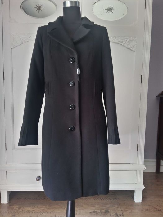Płaszcz zimowy.Czarny.Rozmiar 40.Nowy.