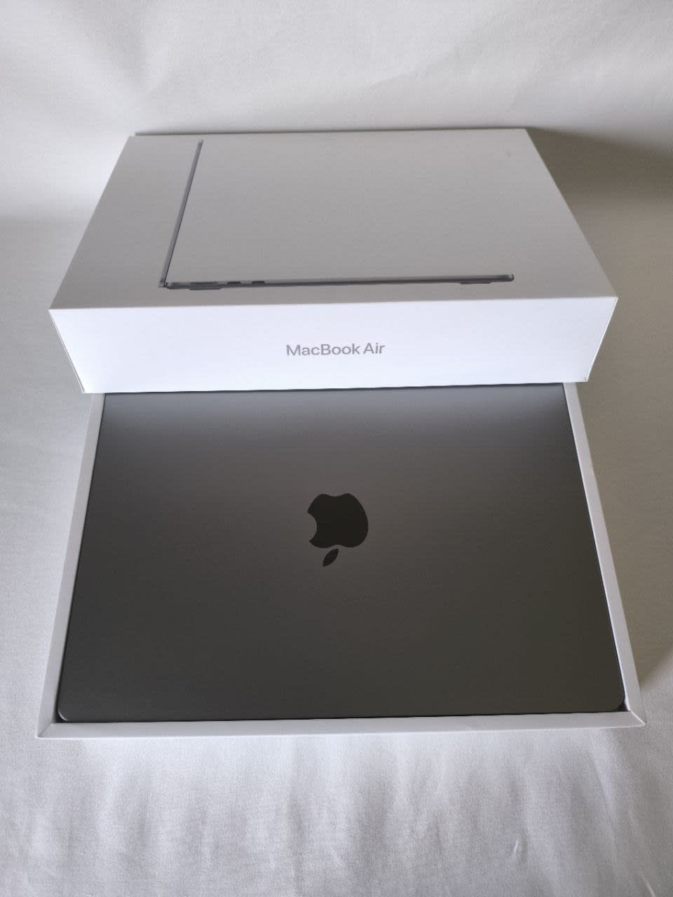 [Novo] MacBook Air M2 8CPU 8GPU 256GB