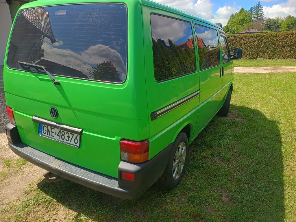VW T4 2000r. 2,5 TDI 102 KM 9 osobowy