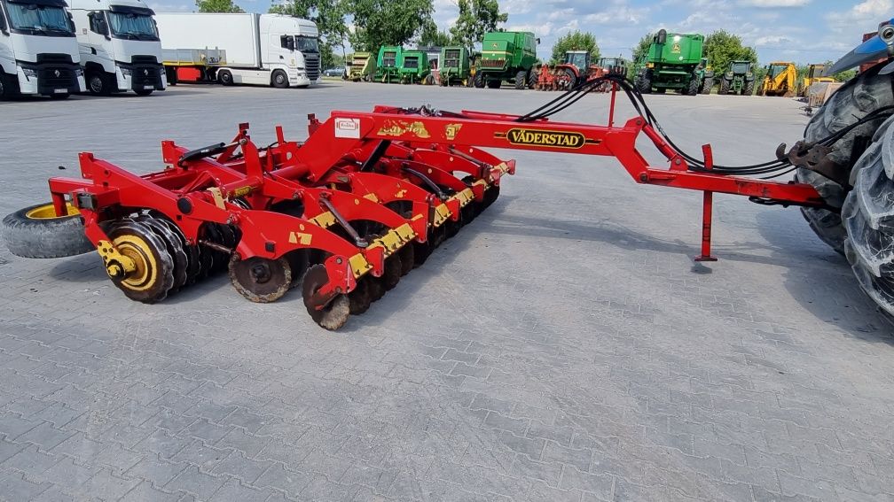 Vaderstad carrier 425 brona talerzowa Talerzowka