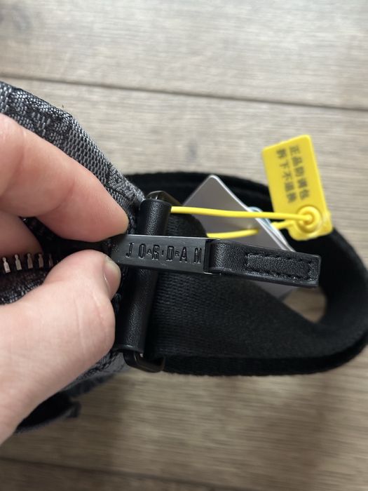 Сумка Air Jordan Monogram Crossbody | Nike, найк, джордан месенджер