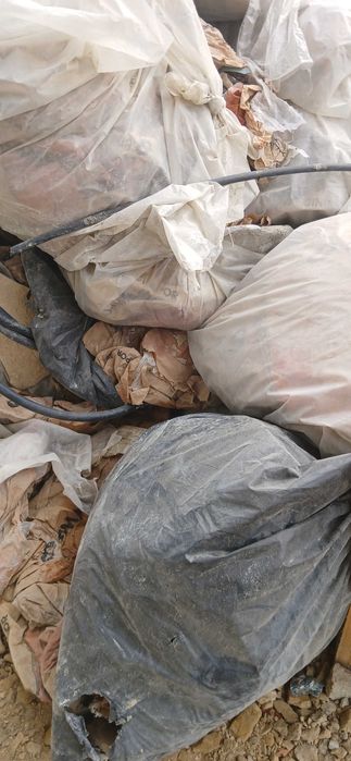 Fazo limpieza de terrenos e jardins e casas recolho tipo de emtulho