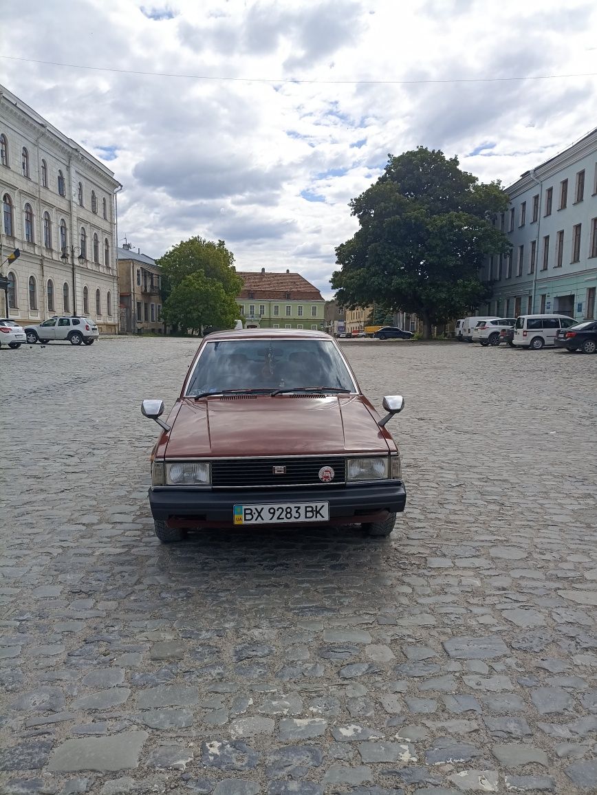 Toyota Corolla AE70