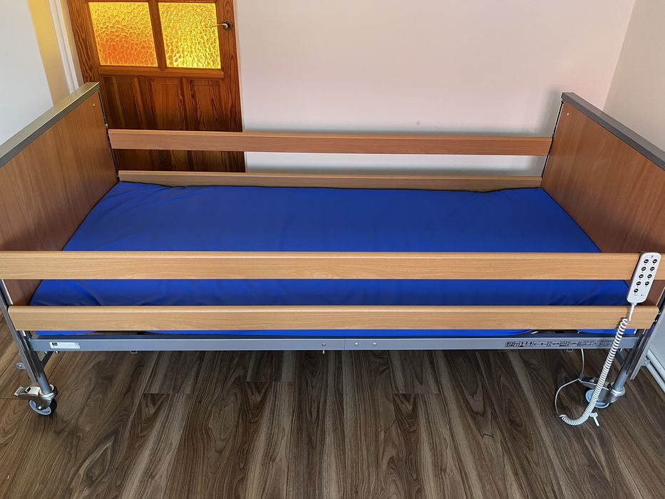 Łóżko rehabilitacyjne sterowane elektrycznie - DREAM-TIM