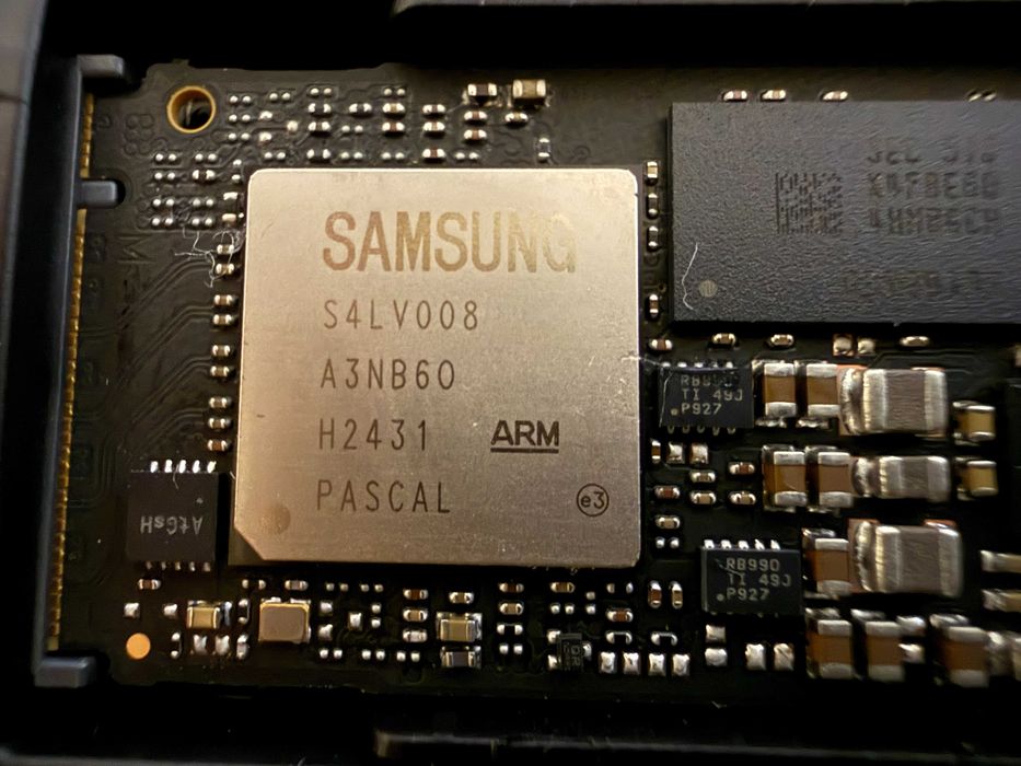 Samsung 990 PRO m.2 ssd 4 TB + Beikell Obudowa