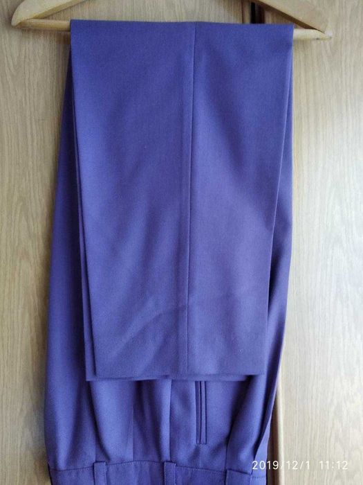 брючный женский костюм Новый размер 48-50