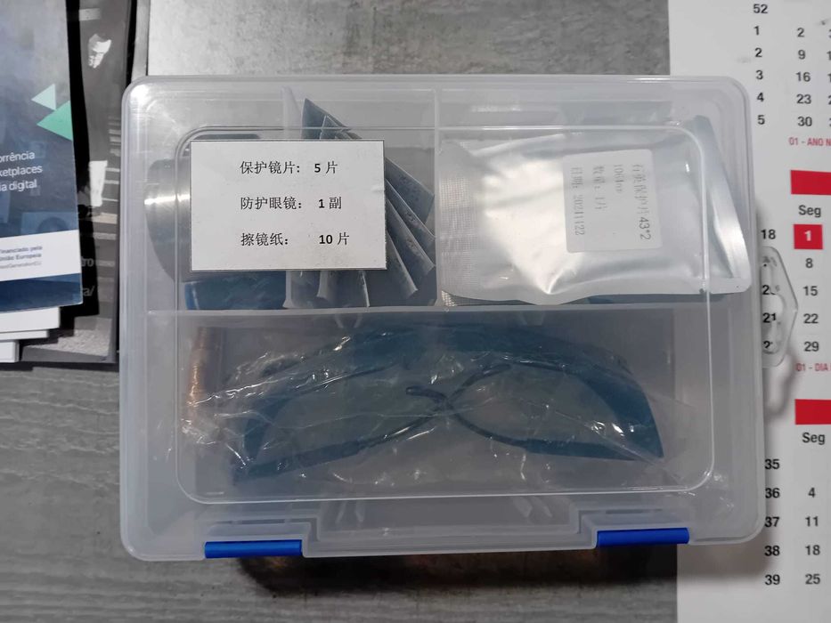 Máquina de limpeza a laser pulsado - Portátil