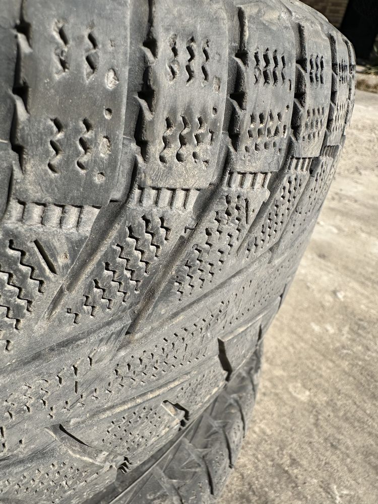 Резина зимова Hankook 3 шт 215/60 R16 99T