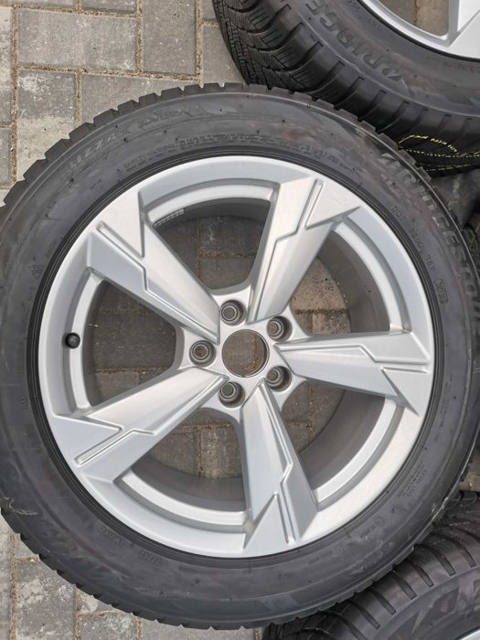 Felgi AUDI A6 A4 Q2 Q3 Q5 VW Seat Skoda 8Jx18H2 5x112 ET39