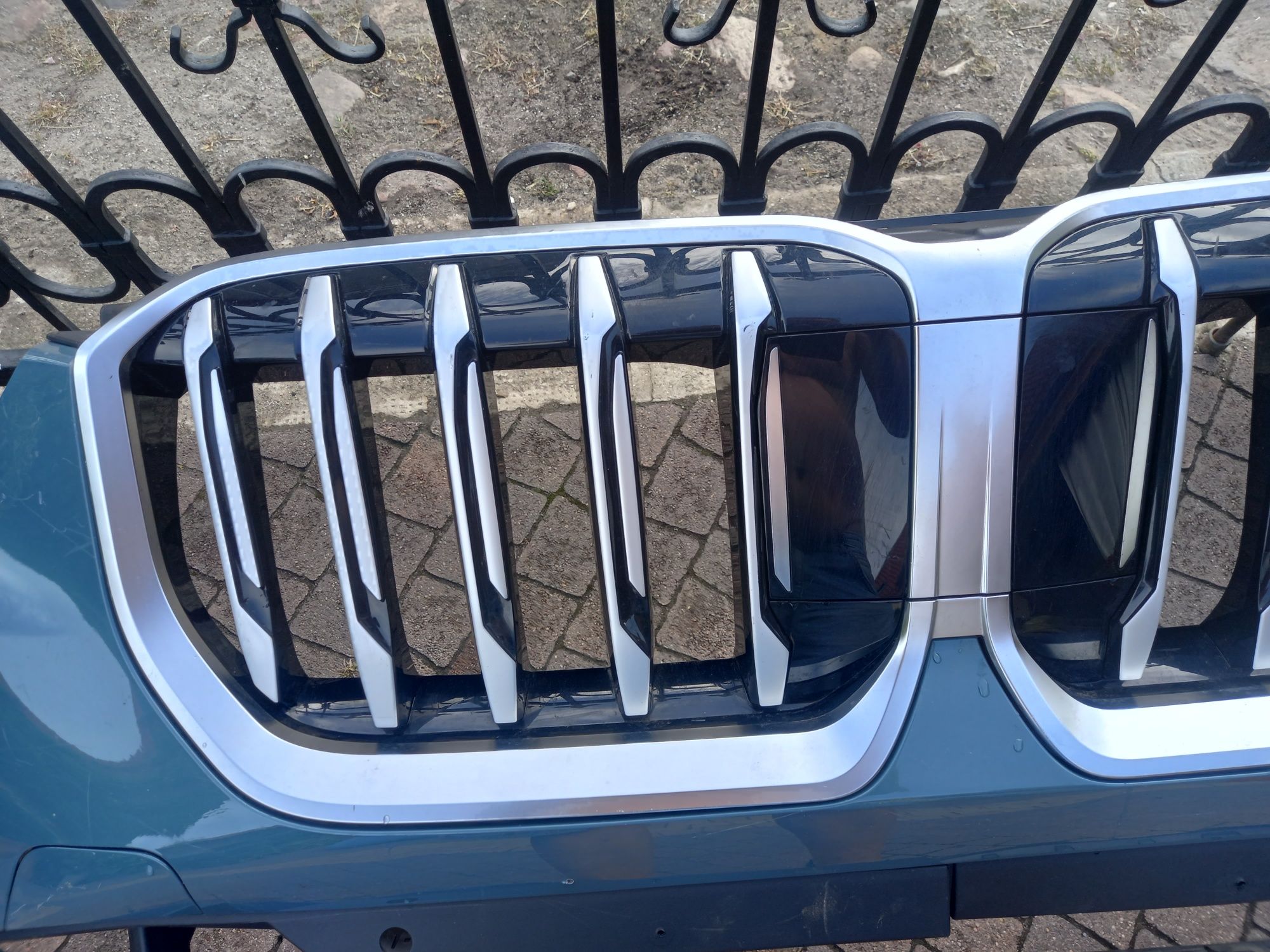 BMW X1 U11 Zderzak przedni