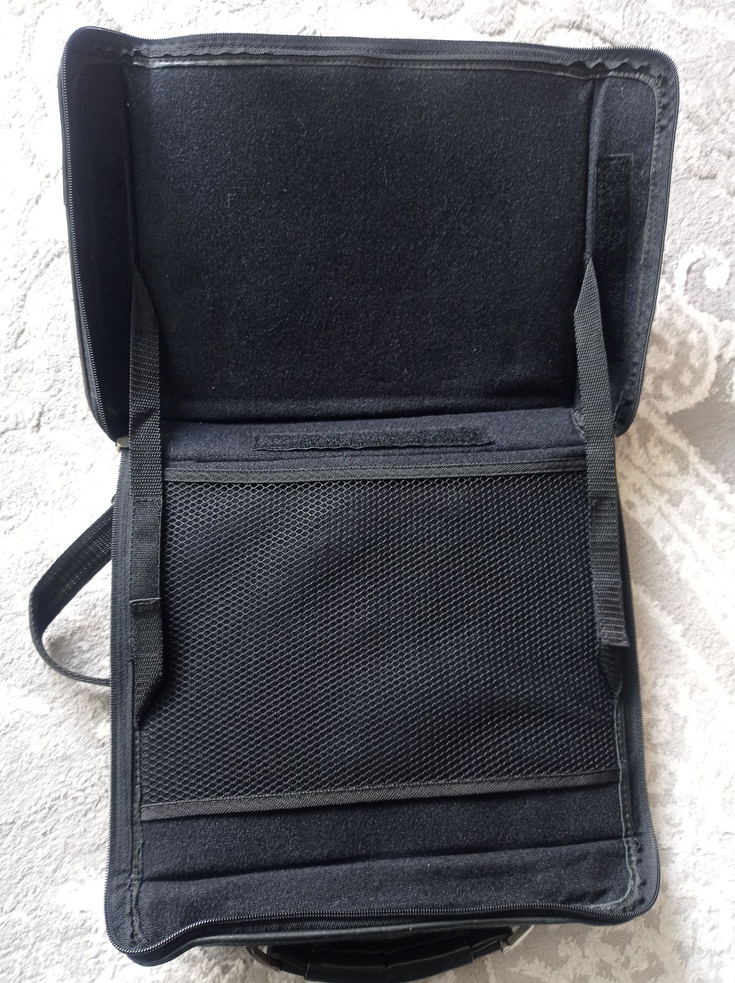 Брендовая кожаная сумка-портфель CORNICHE (Швеція)