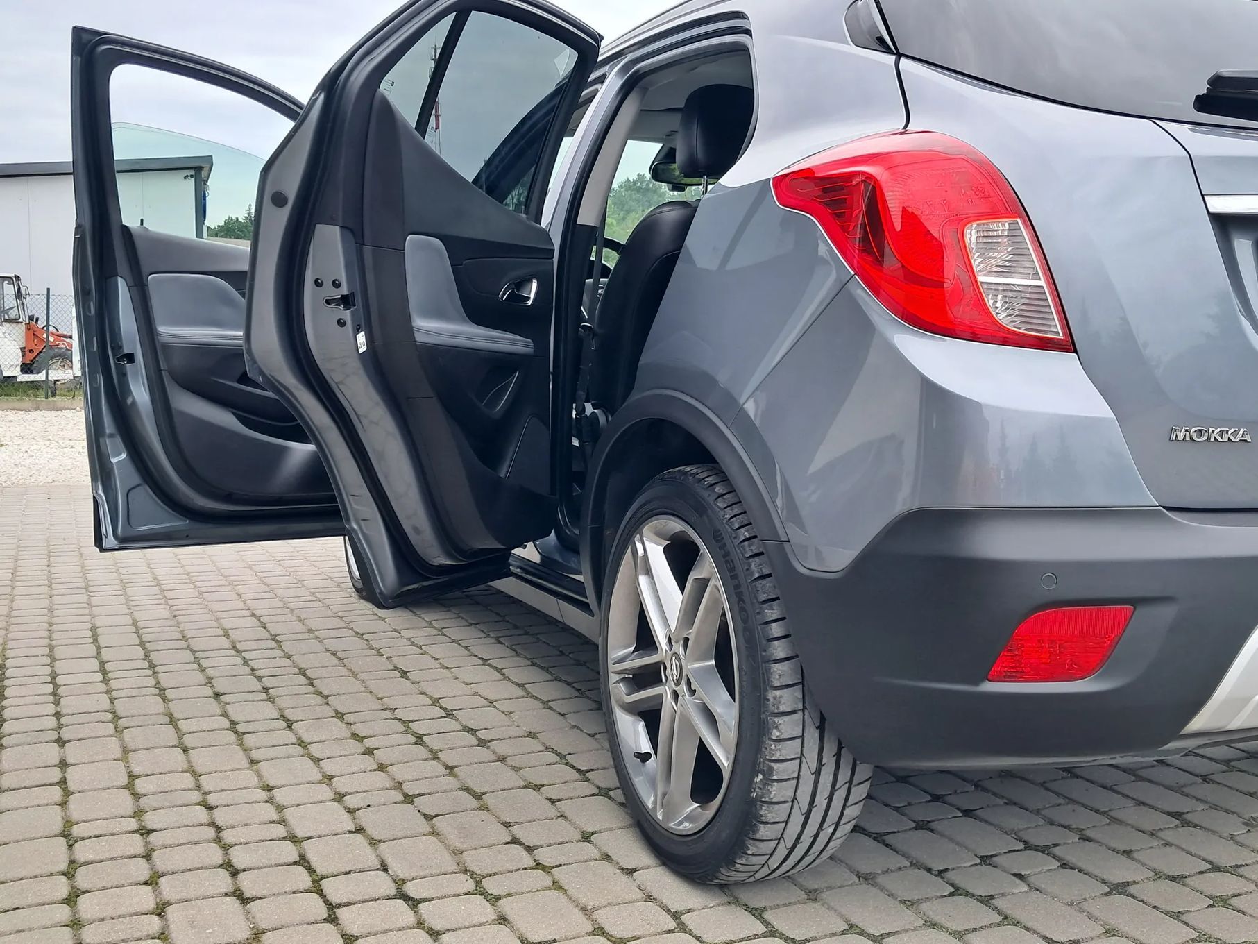 Opel Mokka 1.4 benzyna gaz 140ps xenon skory navi isofix z Niemiec oplacony ładny