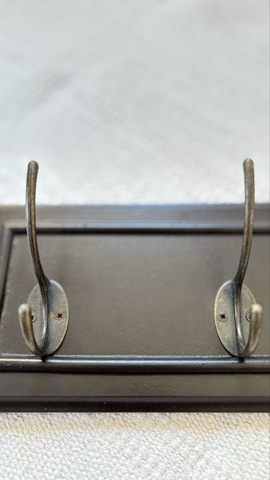 wieszak ścienny 4 haki brąz drewno vintage