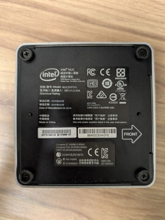 Intel NUC 500 GB HDD, 4 GB RAM, N3700