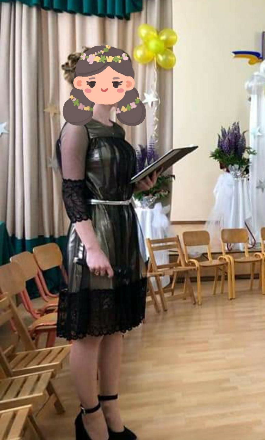 Красиве плаття з мереживом