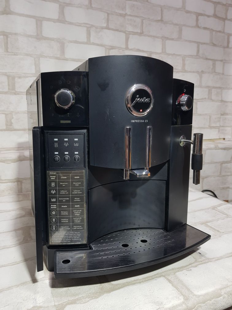 Кавомашина/ кофемашина Jura impressa C5, б/у з Німеччини +1ц
