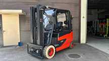 Empilhador elétrico Linde E30 - 3000 kg
