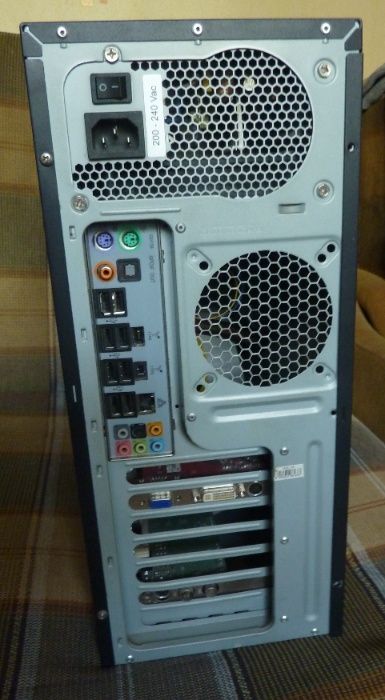 Komputer PC bez dysku twardego