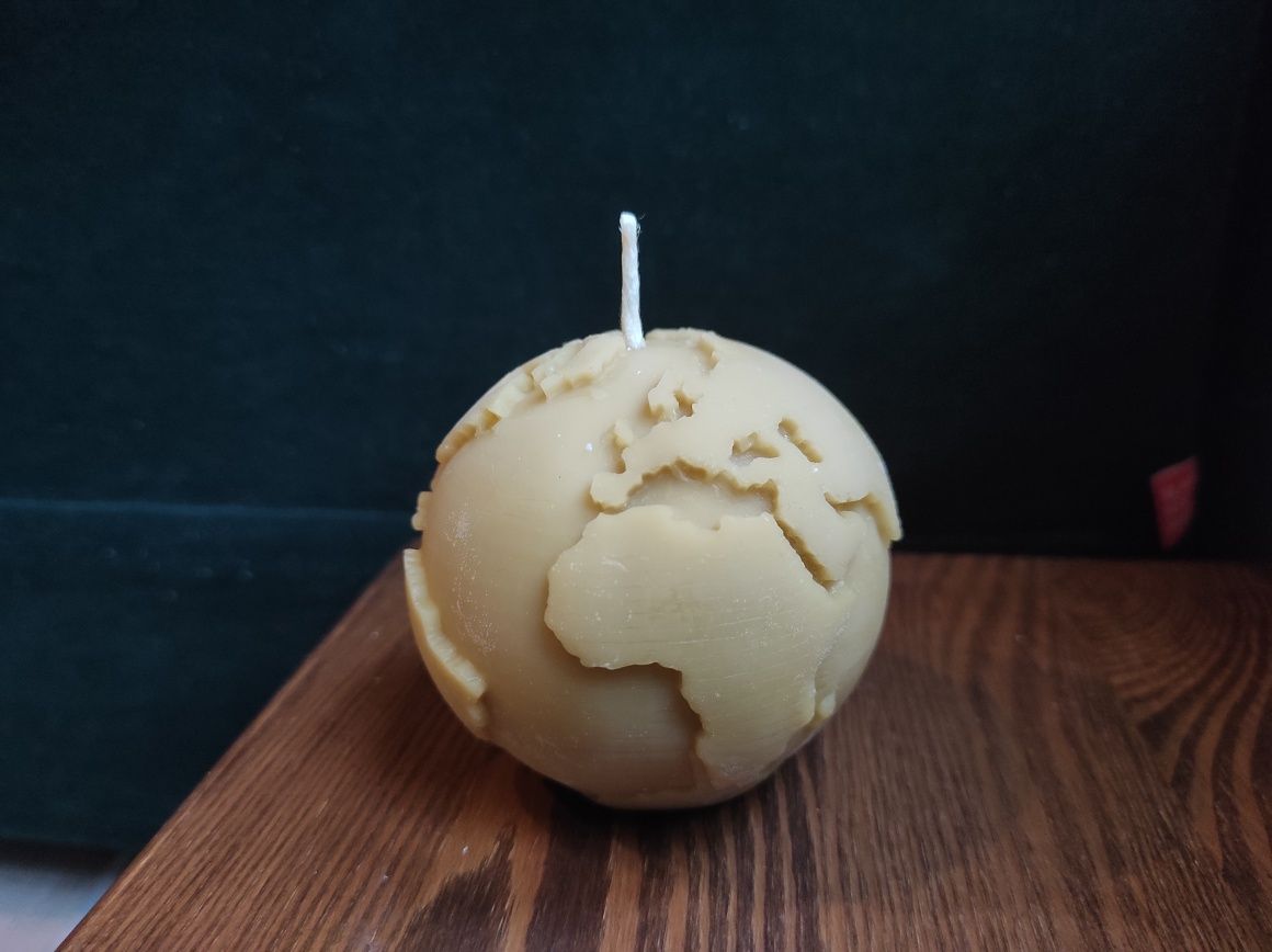 Świeczka z wosku pszczelego ZIEMIA, prezent HANDMADE