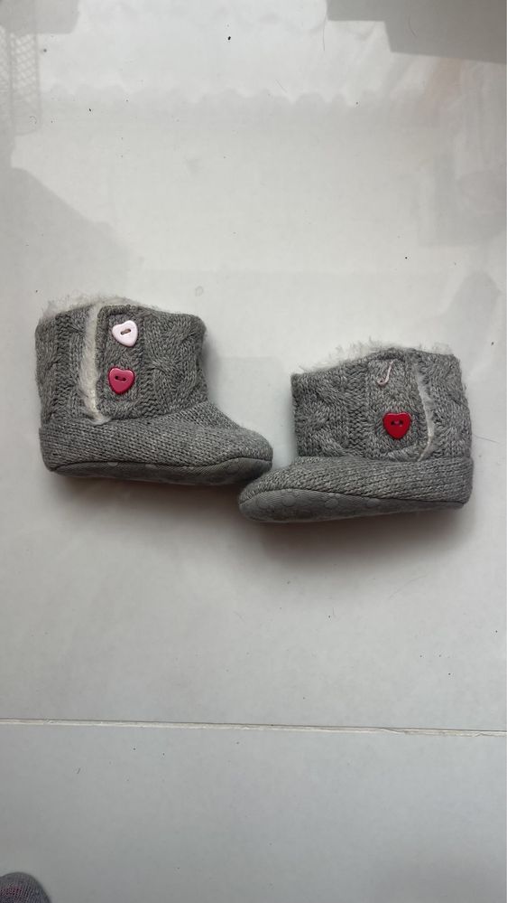 Продам детские пинетки для новорожденного голубые теплые носки