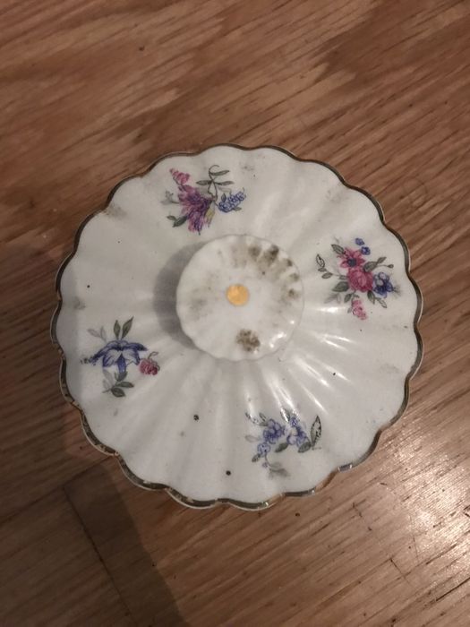 Guarda jóias antigos