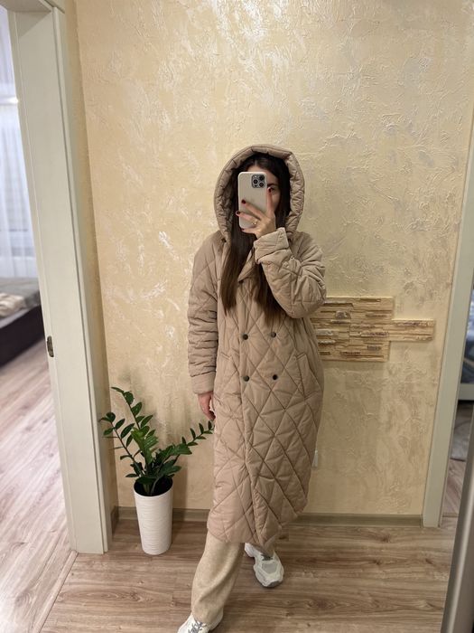 Пальто пуховик , зима , бежеве