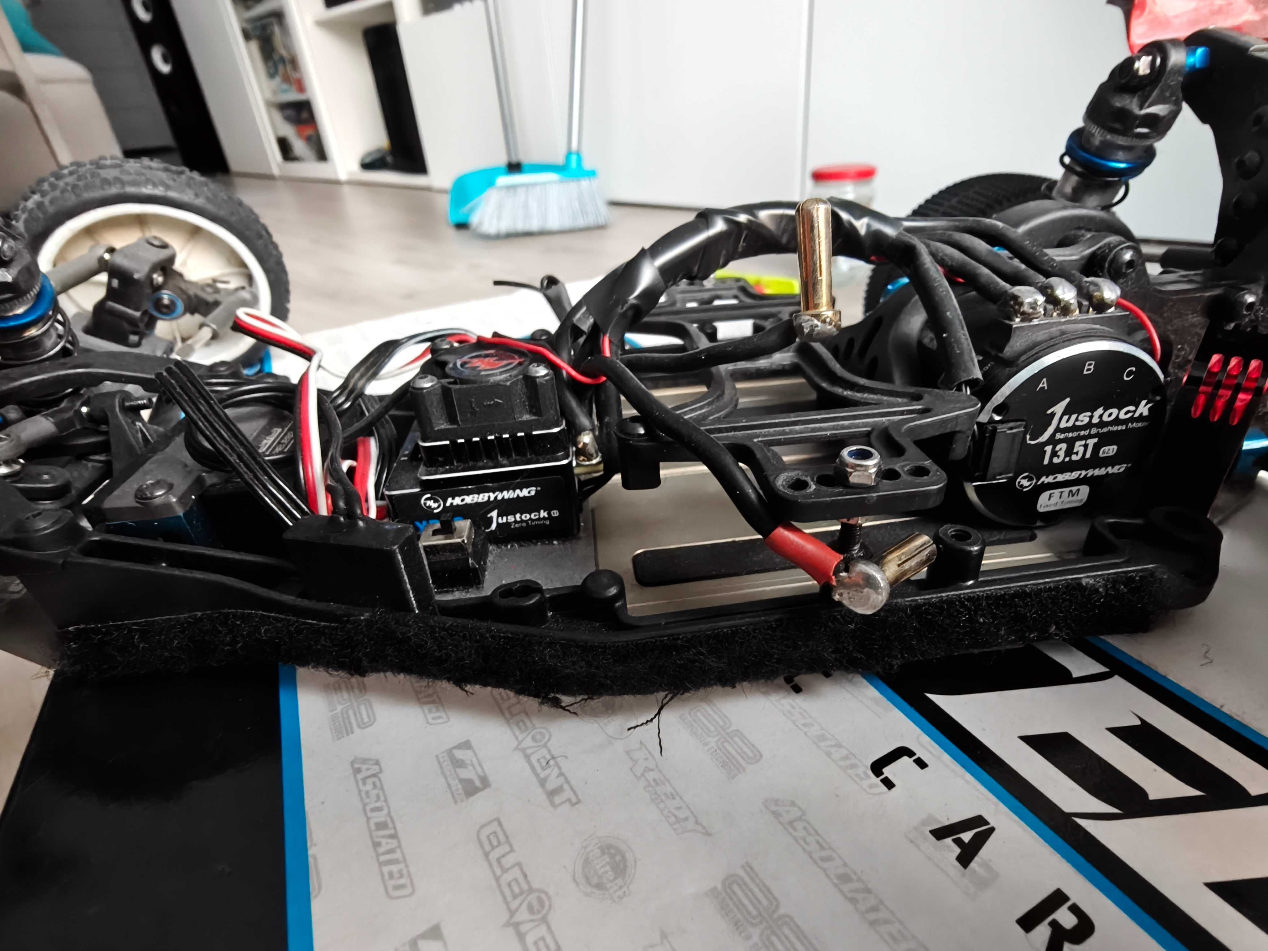 Team Associated B6.3 #90029 - RC10B6.3 TEAM KIT