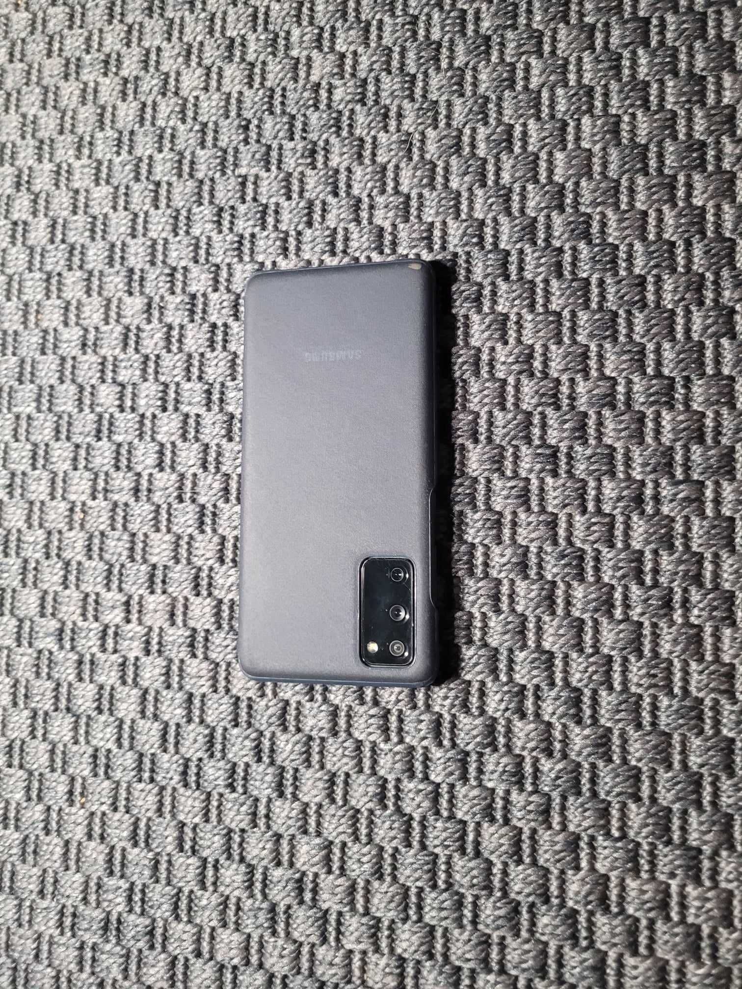 Smartfon Samsung Galaxy S20 FE 8GB/256GB Niebieski + Etui
