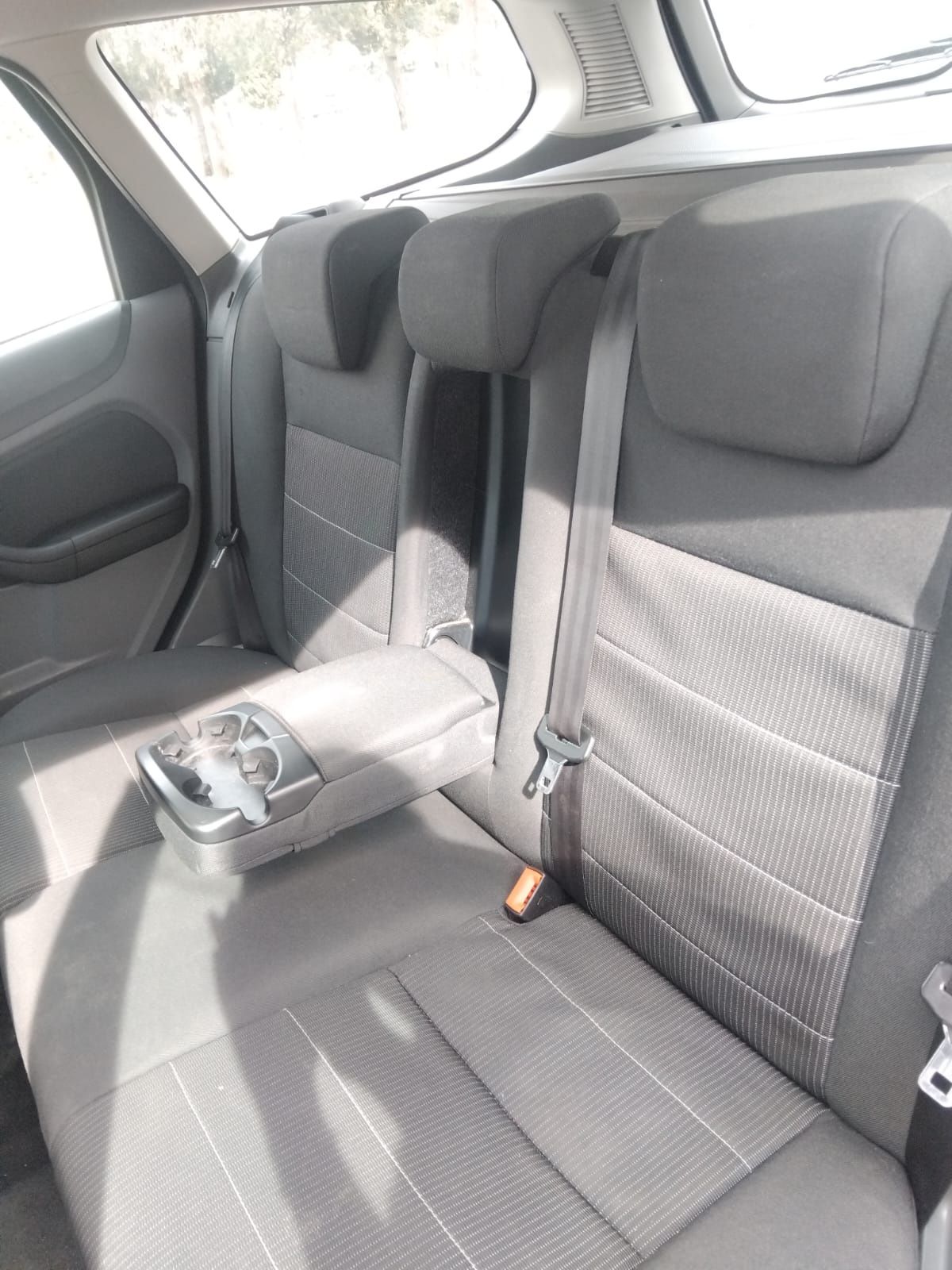 Vendo ou troco ford focus 1.6 a diesel ano 2010