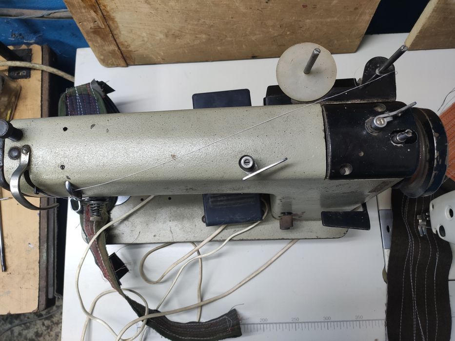 Орша полупромышленная универсальная швейная машина