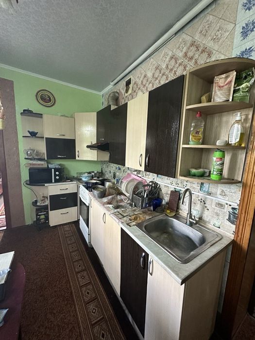 Здається 2-х поверховый Будинок