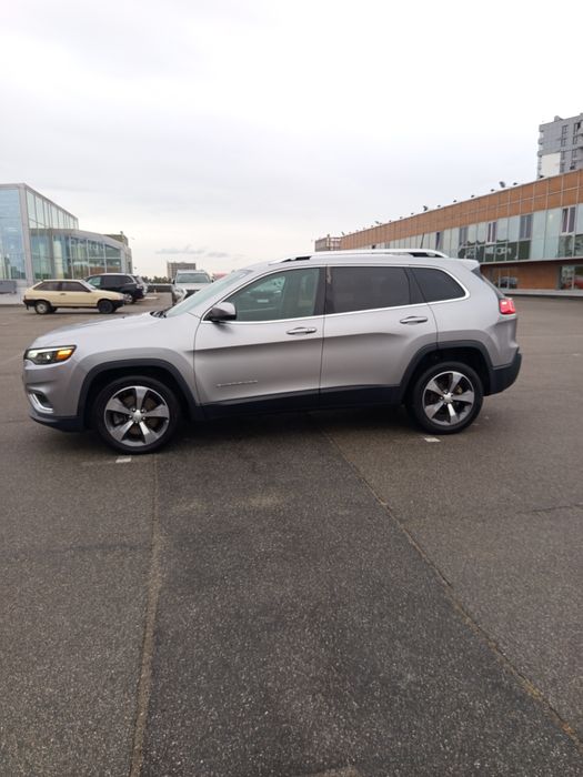 Продажа Jeep Cherokee KL