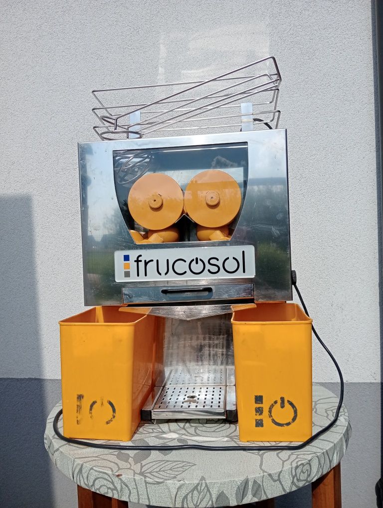 Maszyna do wyciskania soku z pomarańczy