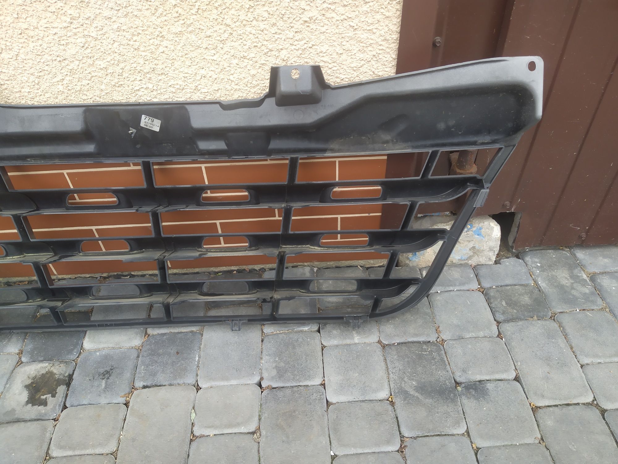 Grill atrapa zderzaka chłodnicy Renault Master III 10-14 10-