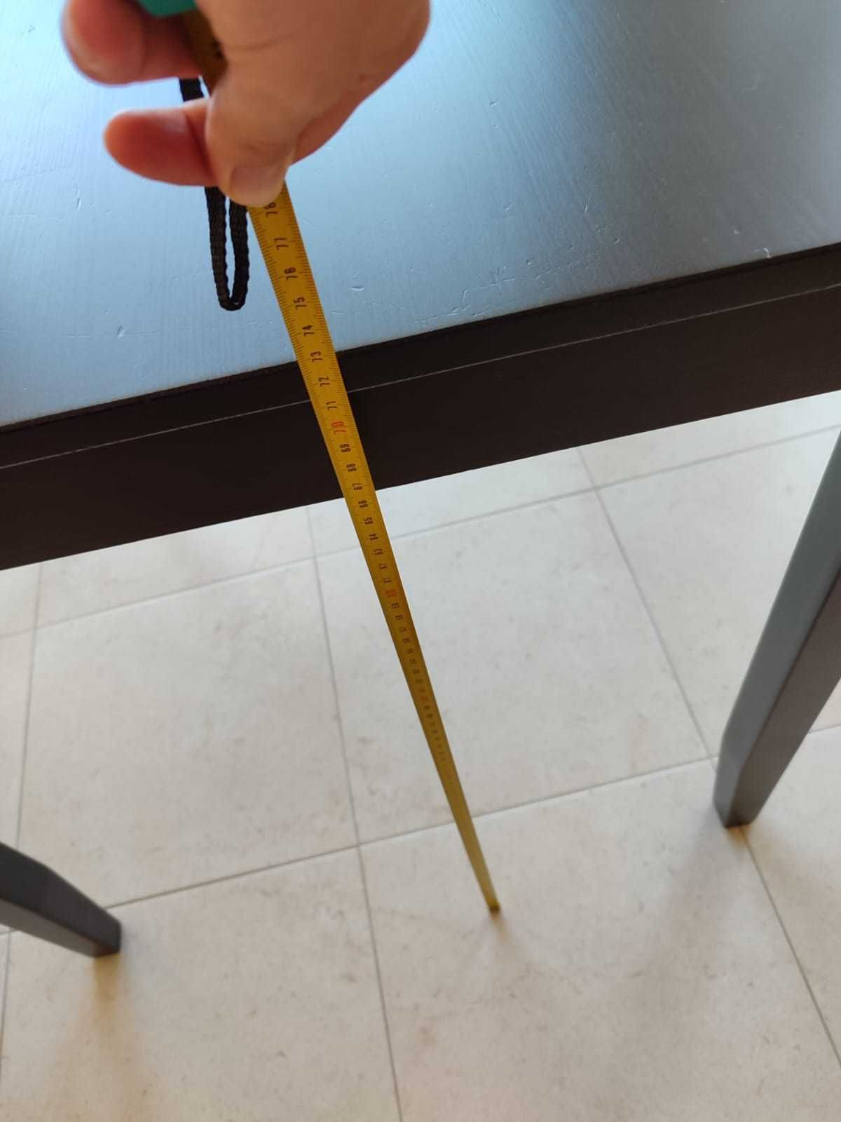 Secretaria e cadeira
