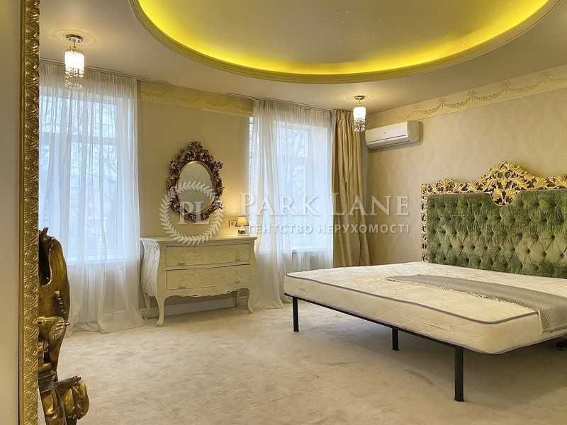 Продаж квартири!Центр! 3к Грушевського Михайла вул. 28/2, Липки Продаж