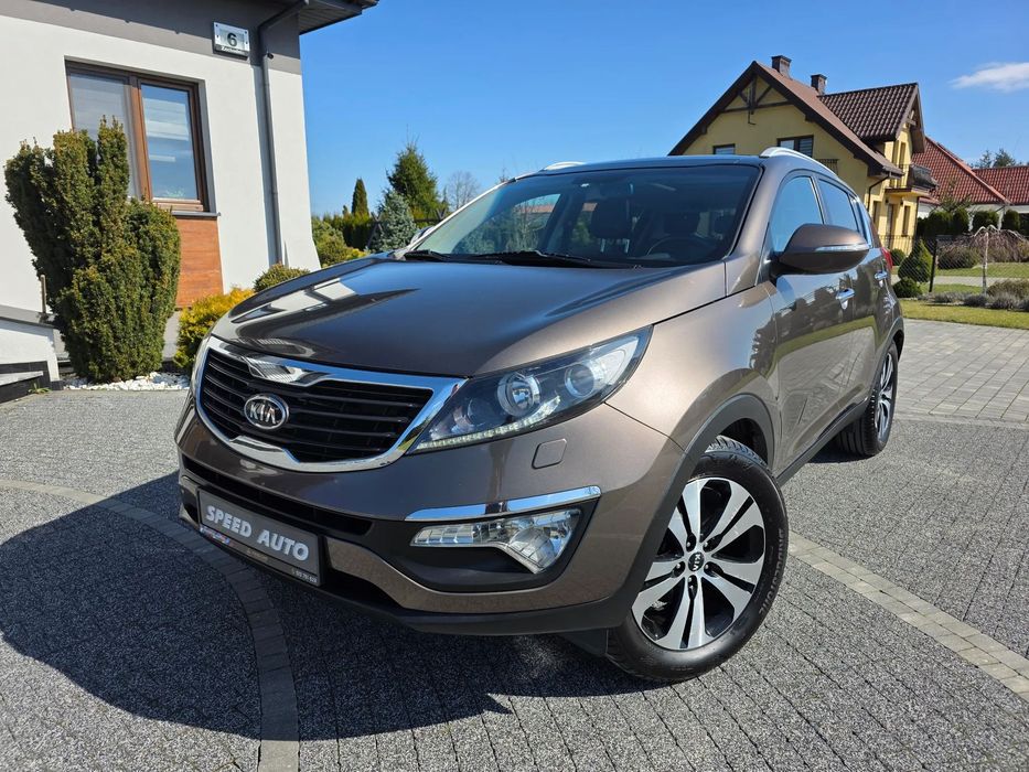 Kia Sportage Automat, 2.0benz, Key free, panorama, NAVI, kamera cofania