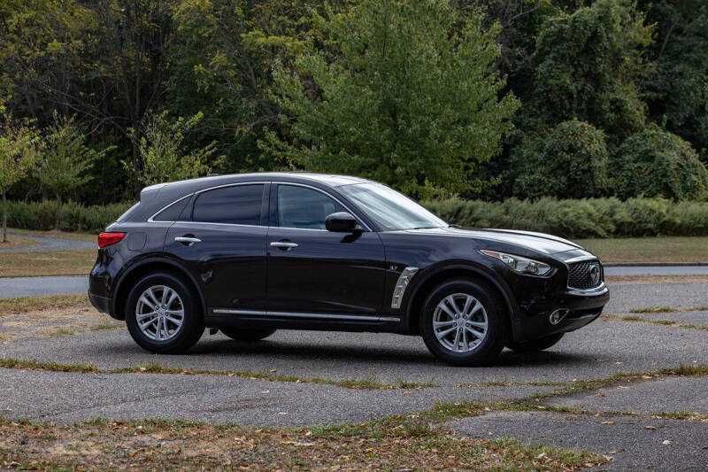 2017 Infiniti QX70