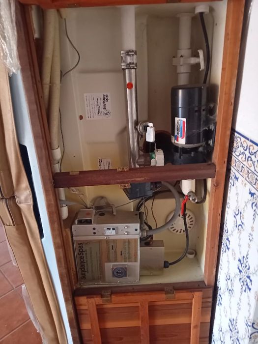 Jacuzzi trazido da Suíça