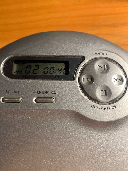 Портативний Aiwa XP-EV500 без задньої кришки