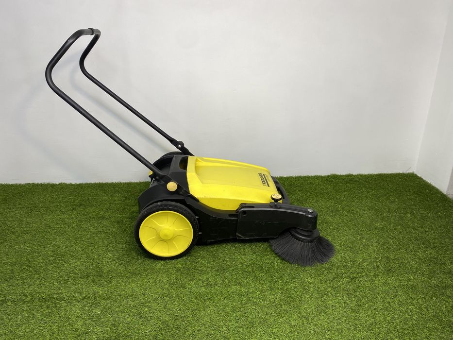 Zamiatarka Karcher KM 70/20 C • super stan