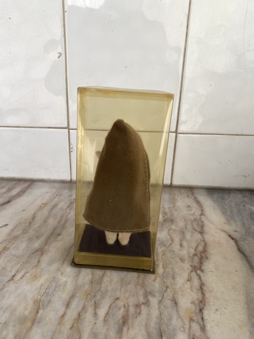 Boneca com traje típico de Viseu