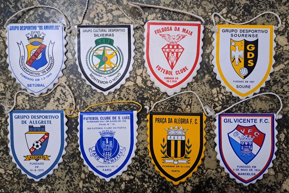 Galhardetes de clubes portugueses