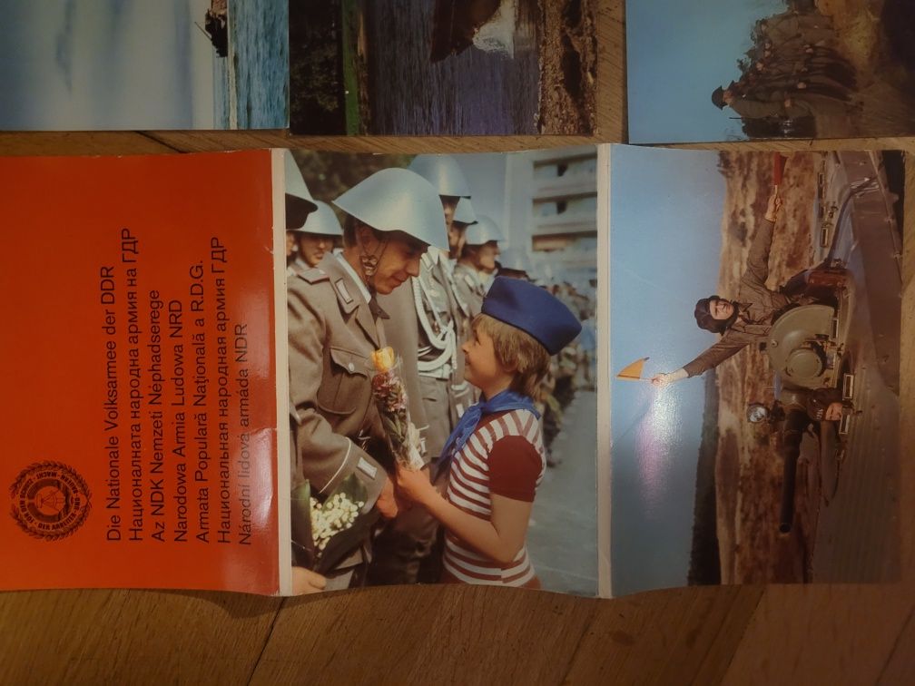 22 Fotosy 21/15 cm w obwolucie - Narodowa Armia NRD 1982