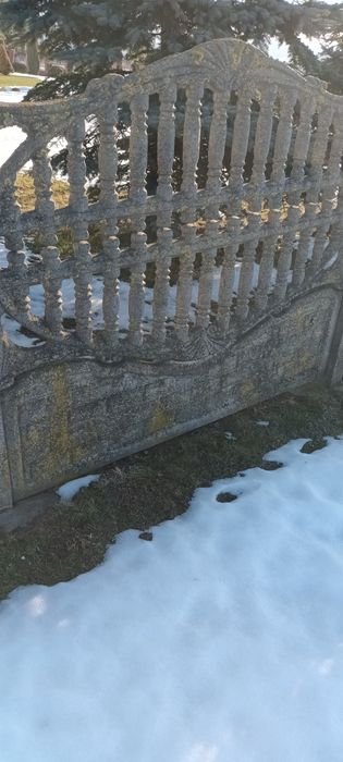 Płot betonowy używany