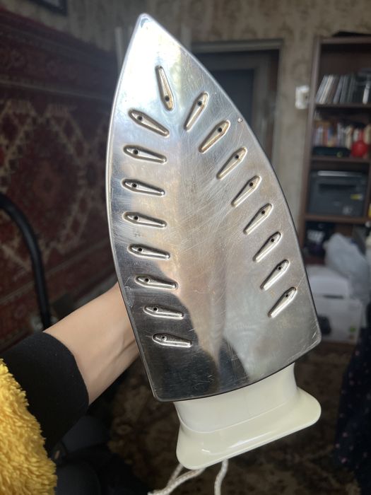 утюг фирмы EUROTEC