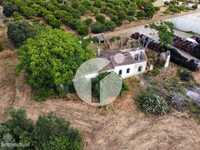 Terreno com ruína - Moncarapacho e Fuzeta